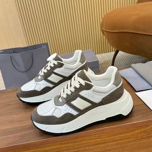 Diseñador de marcas famosas diseña zapatos. Calzado deportivo de verano, acolchado, clásico y moderno, zapatillas de lona duraderas - Product Image 6