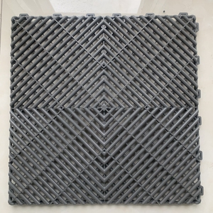 Piso de enclavamiento Garaje Baldosa de enclavamiento Piso de garaje de plástico de enclavamiento para azulejo de piso de lavado de autos - Product Image 2