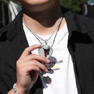 Collar con Colgante de Serpiente con Cabeza de Cobra Chapado en Oro con Circonitas, Joyería para Hombre y Mujer - Product Image 2