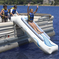 Bateau de croisière flottant sur l'eau personnalisé, super yacht de luxe, toboggan aquatique, toboggan gonflable pour yacht