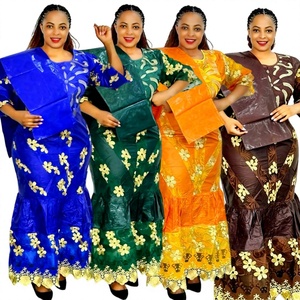 Robe Abaya pour femmes en polyester respirant, broderie africaine, Moyen-Orient, grande taille, avec écharpe - Product Image 4