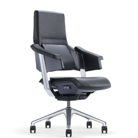 Chaise de bureau de direction en cuir de luxe à dossier haut, design ergonomique, soutien lombaire réglable, fonction pivotante, design moderne