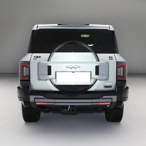 SUV Cinese a 5 Porte e <span class=keywords><strong>7</strong></span> <span class=keywords><strong>Posti</strong></span>, SUV di Grande Successo, <span class=keywords><strong>7</strong></span> <span class=keywords><strong>Posti</strong></span> di Medie-Grandi Dimensioni BYD Leopard 8 - Product Image 2