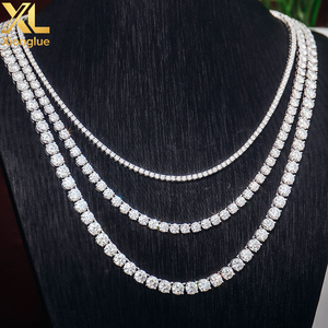 เครื่องประดับแฟชั่น โมอิสซาไนต์สีขาว D คัลเลอร์ เงินแท้ 925 ชุบทอง สร้อยข้อมือเทนนิส ขนาด 2 มม.-6 มม. ทรงเหลี่ยมเจียระไน บริลเลียนท์คัต รับประกันโดยบุคคลที่สาม - Product Image 4