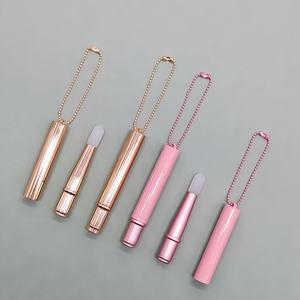 Brocha <span class=keywords><strong>de</strong></span> Labios Profesional <span class=keywords><strong>de</strong></span> Silicona <span class=keywords><strong>con</strong></span> Mango Metálico para Lápiz Labial, Corrector, Bálsamo Labial, Brillo Labial, Mini Brocha <span class=keywords><strong>de</strong></span> <span class=keywords><strong>Maquillaje</strong></span> <span class=keywords><strong>con</strong></span> <span class=keywords><strong>Tapa</strong></span> - Product Image 3