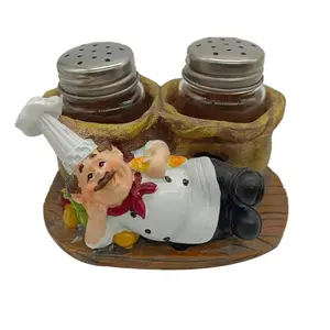 Retro chef ornaments resin crafts cafe western restaurant pepper bottle seasoning jar