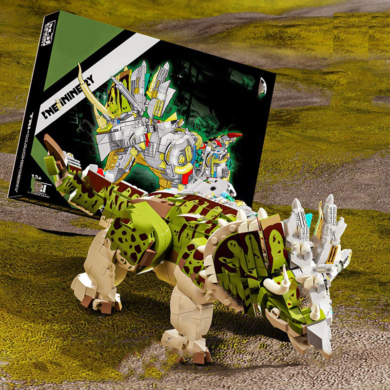 Half-mechanical triangle dinosaur