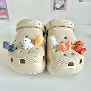 ชุดจี้ตกแต่งรองเท้ารูปสุนัขขนหยิก 3 มิติ น่ารัก สไตล์คาวาอี้ สำหรับรองเท้าคร็อกส์  จี้ตกแต่งรองเท้ารูปสุนัขพุดเดิ้ล สำหรับเด็กและผู้หญิง  ของตกแต่งรองเท้า DIY น่ารัก - Product Image 3