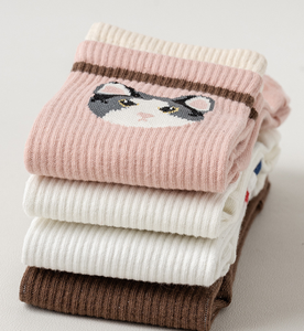 Vente en gros <span class=keywords><strong>Poga</strong></span> Pilates Crew Chaussettes Gip Gel Bas Élégant Tie Dye Femmes Mignon Animal 5 Toe Yoga Chaussettes - Product Image 2