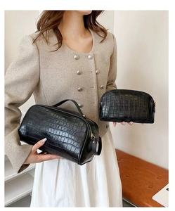 กระเป๋าลายหนังจระเข้พร้อมกระเป๋าใส่เครื่องสำอางชุดกระเป๋าแม่และเด็กสำหรับการเก็บผลิตภัณฑ์ดูแลผิวเวลาเดินทาง - Product Image 5