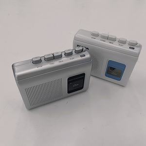 Reproductor de Casetes Portátil Retro Walkman Más Vendido - Product Image 1