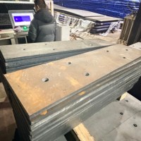 Plaque en acier usinable résistant à l'usure Nm400, pièces d'équipement pétrochimique, traitement de surface résistant à la corrosion