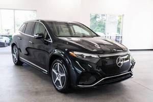 Vente en gros de voitures d'occasion EQS FWD en cuir foncé, ACC, SUV 4 portes, conduite à gauche, toit ouvrant - Product Image 5