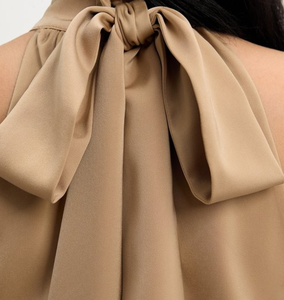 Robe élégante sans manches en tricot à col halter, longue robe de demoiselle d'honneur pour tous les jours, robe de soirée de luxe, couleur unie, douce et naturelle - Product Image 4