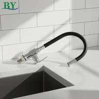 Tuyau flexible universel en acier inoxydable pour robinet de cuisine, rotation à 360 degrés, avec intérieur en EPDM noir