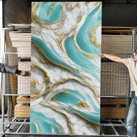 Panneau mural SPC moderne, panneau mural en PVC imitation marbre, plaque de marbre brillante imperméable aux UV pour la décoration murale intérieure