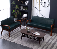 Grand fauteuil surdimensionné moderne à haute résilience en cuir PU rembourré en mousse d'accoudoir Canapé simple avec pieds en bois