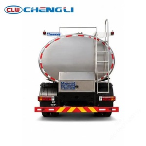 Camión Cisterna de Acero Inoxidable FAW 6x2 de 20000L-25000L y 25 Toneladas, Grado Alimenticio, para Transporte de Leche, Aceite Comestible y Alimentos Líquidos - Product Image 4