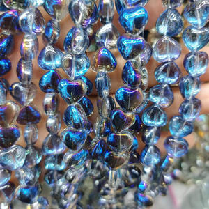 Nouveau amour perles de verre 10mm brillant pêche coeur trou droit bracelet à bricoler soi-même accessoires 98 pièces une perle acrylique plastique Lucite perles" - Product Image 2