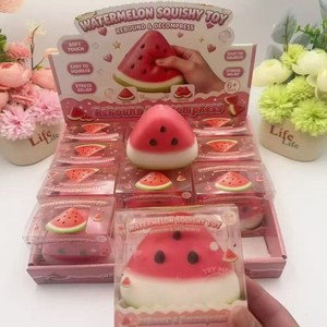 Juguetes de Peluche con Diseño Innovador de Sandía, Fresas y Piña, Juguetes Antiestrés de Frutas Simuladas, Juguetes de Alta Calidad - Product Image 2