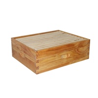 Neuer 10-Rahmen Langstroth Bienenstock mit getauchten Wachsrahmen und schwarzen Kunststoffwabenplatten (unmontiert) – 6 Monate Garantie