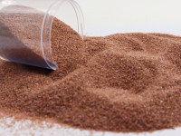 Sable de grenat rose 30/60 mesh, abrasif haute dureté pour la découpe jet d'eau et la préparation de surfaces par sablage industriel
