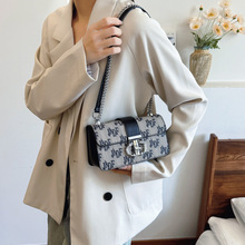 <span class=keywords><strong>Bolso</strong></span> de PU para Mujer, Marca de Diseño de Lujo LY, Texturizado, Estilo Francés, Cadena Cruzada, Combinable con Todo, Cuadrado <span class=keywords><strong>Mediano</strong></span>, de Un Solo Hombro - Product Image 4