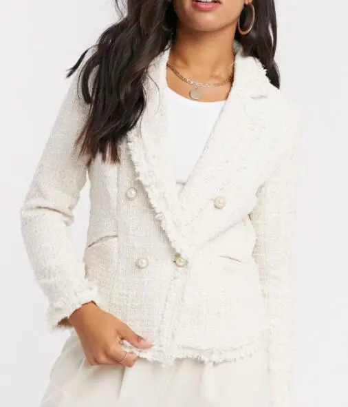 Ragazza in tweed doppio petto giacca con bordo tagliato in perla di faux abbellimento breve giacca sportiva