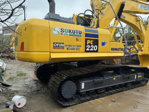 Excavadora Hidráulica Komatsu PC220-8 Original de 22 Toneladas, Usada, Tipo Oruga, en Venta - Product Image 2