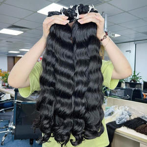 Mechones ondulados camboyanos de pelo indio alineado con cutícula, superventas, venta al por mayor, rizado italiano Natural profundo suelto, Super onda, humano virgen - Product Image 1