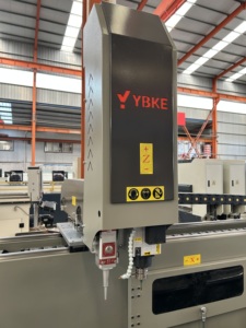 Machine de fraisage et de perçage automatique de profilés en aluminium à double tête de haute précision pour le traitement des portes et fenêtres en aluminium CNC - Product Image 2