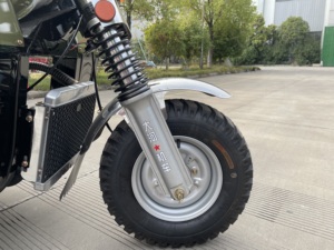 Moteur de <span class=keywords><strong>moto</strong></span> 250CC moteur à essence de <span class=keywords><strong>moto</strong></span> à cinq <span class=keywords><strong>roues</strong></span> refroidi à l'eau double tricycle de fret sous licence à déchargement automatique - Product Image 6