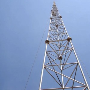 Torre di Telecomunicazione Autoportante a 3 Gambe, Torre in Acciaio Zincato a Caldo con Struttura a Traliccio - Product Image 1