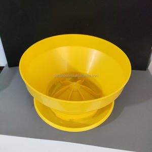 Zz 6KG Pollo Capa de pollo Alimentador de pollos de engorde para aves de corral Dispensador de alimentos Bebederos y comederos para aves de corral - Product Image 4