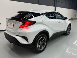 VOITURES TOYOTTAA <span class=keywords><strong>CHR</strong></span> ASSEZ UTILISÉES à VENDRE/TOYOTAA YARISS TOUS LES MODÈLES VOITURES DISPONIBLES à VENDRE - Product Image 2