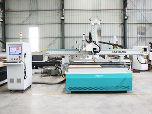 <span class=keywords><strong>Router</strong></span> CNC 2130 ad Alta Precisione con Mandrino Rotante a 4 Assi e Cambio Utensile Automatico per Intaglio e Fresatura 3D Complessa - Product Image 4