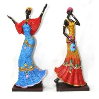 Home Deco Tanzen Afrikanische Frau Figur Harz Handwerk Schwarze Dame Figur