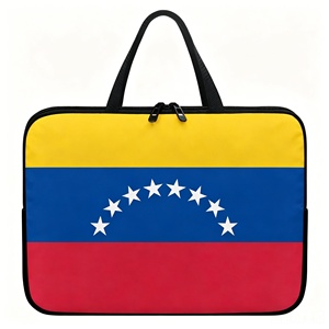 Bolsa para Computadora con <span class=keywords><strong>la</strong></span> <span class=keywords><strong>Bandera</strong></span> de <span class=keywords><strong>la</strong></span> República <span class=keywords><strong>Argentina</strong></span>, Bolsa Cruzada de Neopreno para Laptop con Correa Extraíble, Sublimada y Resistente - Product Image 4