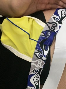Culotte string <span class=keywords><strong>homme</strong></span> tendance taille basse en tissu tricoté respirant effet <span class=keywords><strong>soie</strong></span> glacée avec logo à la taille et dos en T - Product Image 4