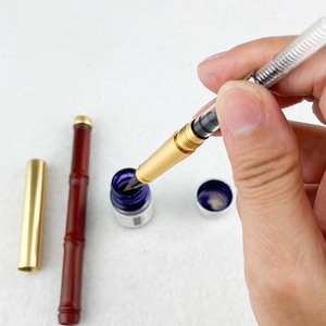 <span class=keywords><strong>Pinceau</strong></span> <span class=keywords><strong>de</strong></span> calligraphie en bois <span class=keywords><strong>de</strong></span> santal rouge, stylo <span class=keywords><strong>de</strong></span> dessin <span class=keywords><strong>rechargeable</strong></span> à l'<span class=keywords><strong>encre</strong></span> chinoise avec logo - Product Image 2