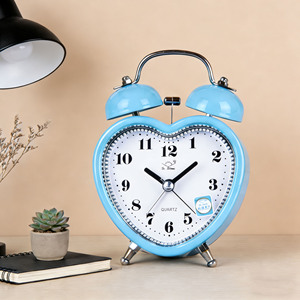 Reloj <span class=keywords><strong>Despertador</strong></span> de Escritorio con Forma de Corazón de Cuarzo para Niños, Reloj <span class=keywords><strong>Despertador</strong></span> Mini Silencioso Ultrafuerte - Product Image 2