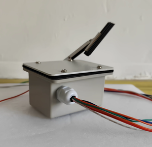 Yuntuo CCTV <span class=keywords><strong>Camera</strong></span> giám sát phụ kiện chuyển đổi hoặc <span class=keywords><strong>RS485</strong></span> điều khiển tùy chỉnh nhỏ bụi kính chắn gió gạt nước cho <span class=keywords><strong>Camera</strong></span> giám sát - Product Image 2