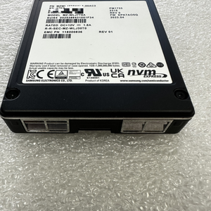 For PM1733 MZWLJ7T6HALA-00AC3 MZ-WLJ7T6A MZ-WLJ30T0 118000836 7.68TB <b>2.5</b> Inch NVMe PCle 4 State Solid Drive <b>SSD</b> PM1733 NVMe <b>SSD</b> - Product Image 1