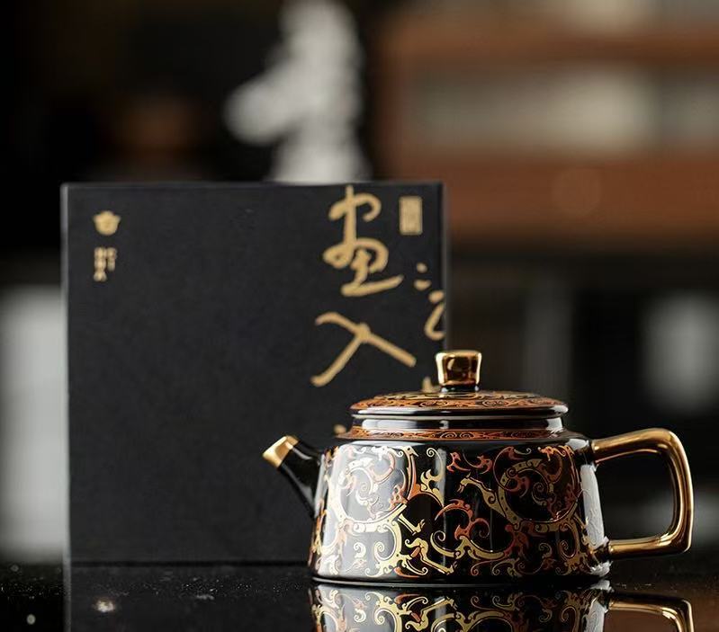 Teapot