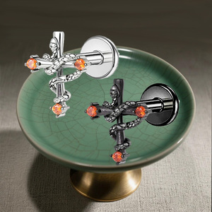 Pendiente de Titanio con Zirconia para Labret de Getta Body Jewelry, con Parte Trasera Plana, Ideal para Bodas, Fiestas o Regalos - Product Image 4