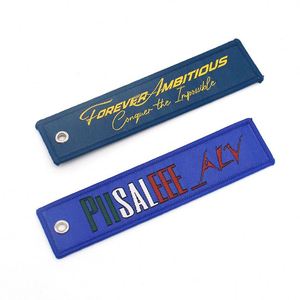 Porte-clés en tissu personnalisé brodé avec logo, fabrication chinoise, prix bas, design unique, étiquettes tissées - Product Image 2