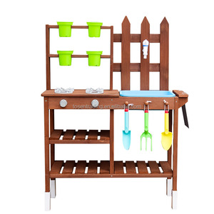 Cuisine de jeu en cèdre chinois avec évier, cuisinières, distributeur d'eau et outils de jardinage - Cuisine de jeu pour enfants pour l'extérieur - Product Image 3