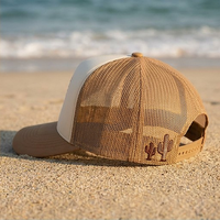 Casquette Trucker Classique 5 Panneaux Thème Désert Sauvage et Libre Broderie Western Extérieur Crème Kaki Mousse Maille