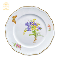 Assiette en céramique à fleurs vintage antique française en relief avec bord doré, vaisselle pour mariage