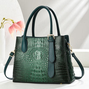 女性用大容量ソフトカスタマイズレザーハンドバッグ新しいファッショナブルなショルダーバッグとクロスボディバッグママ用 - Product Image 5